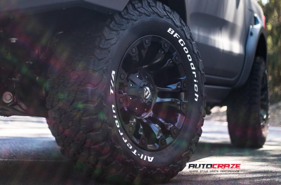 FORD-RANGER-VAPOR-MATTE-BLACK